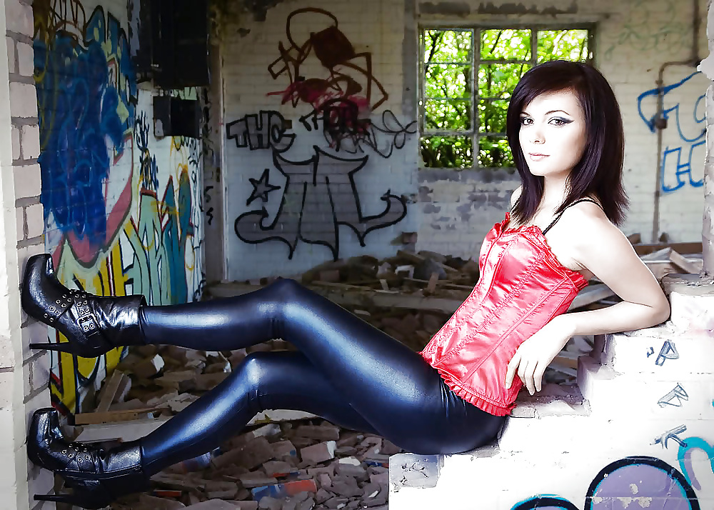 Mädchen In Lycra Oder Spandex Leggings #18211954
