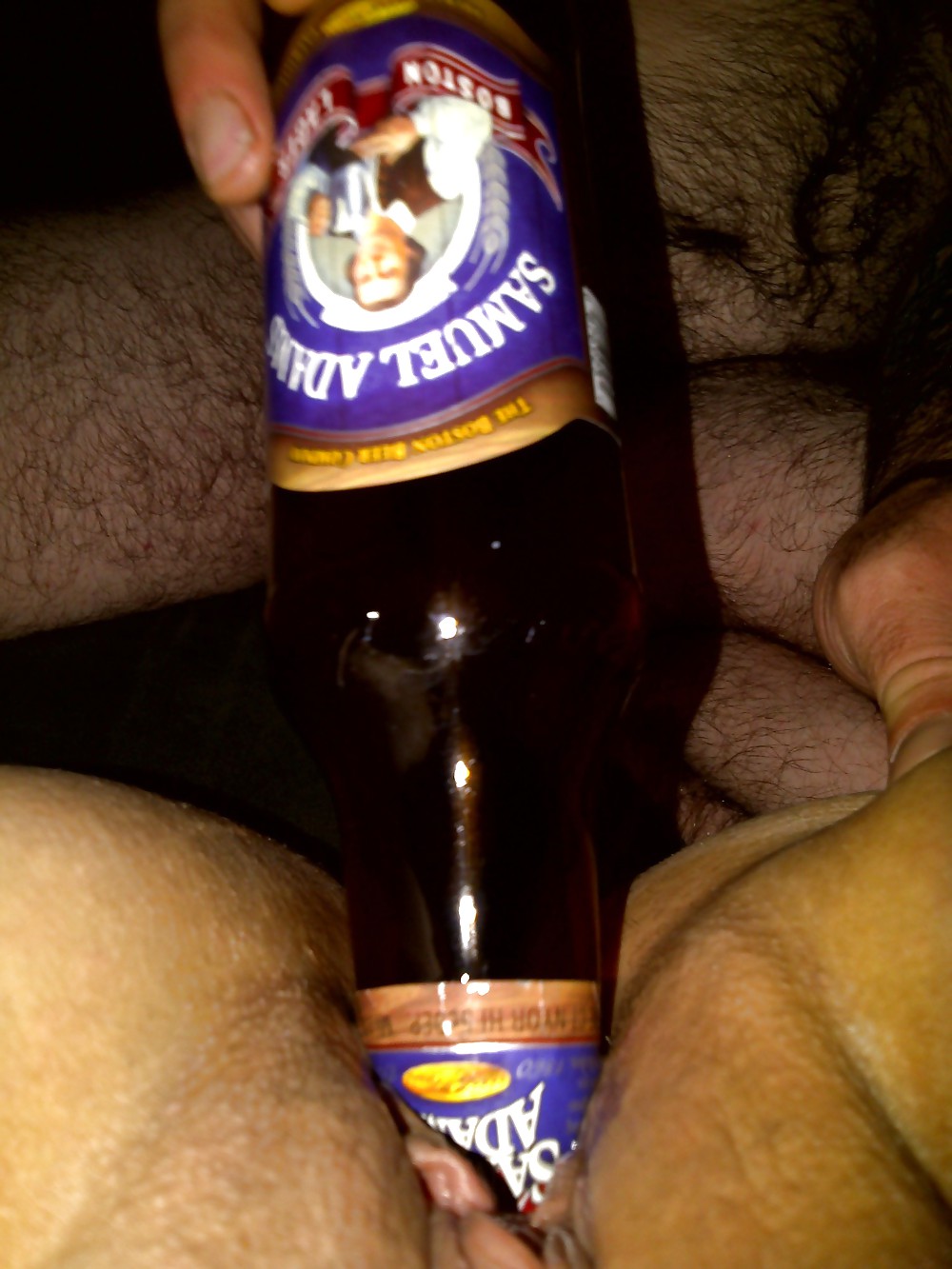 Bottiglia di birra + anale = un sacco di divertimento!
 #5012793