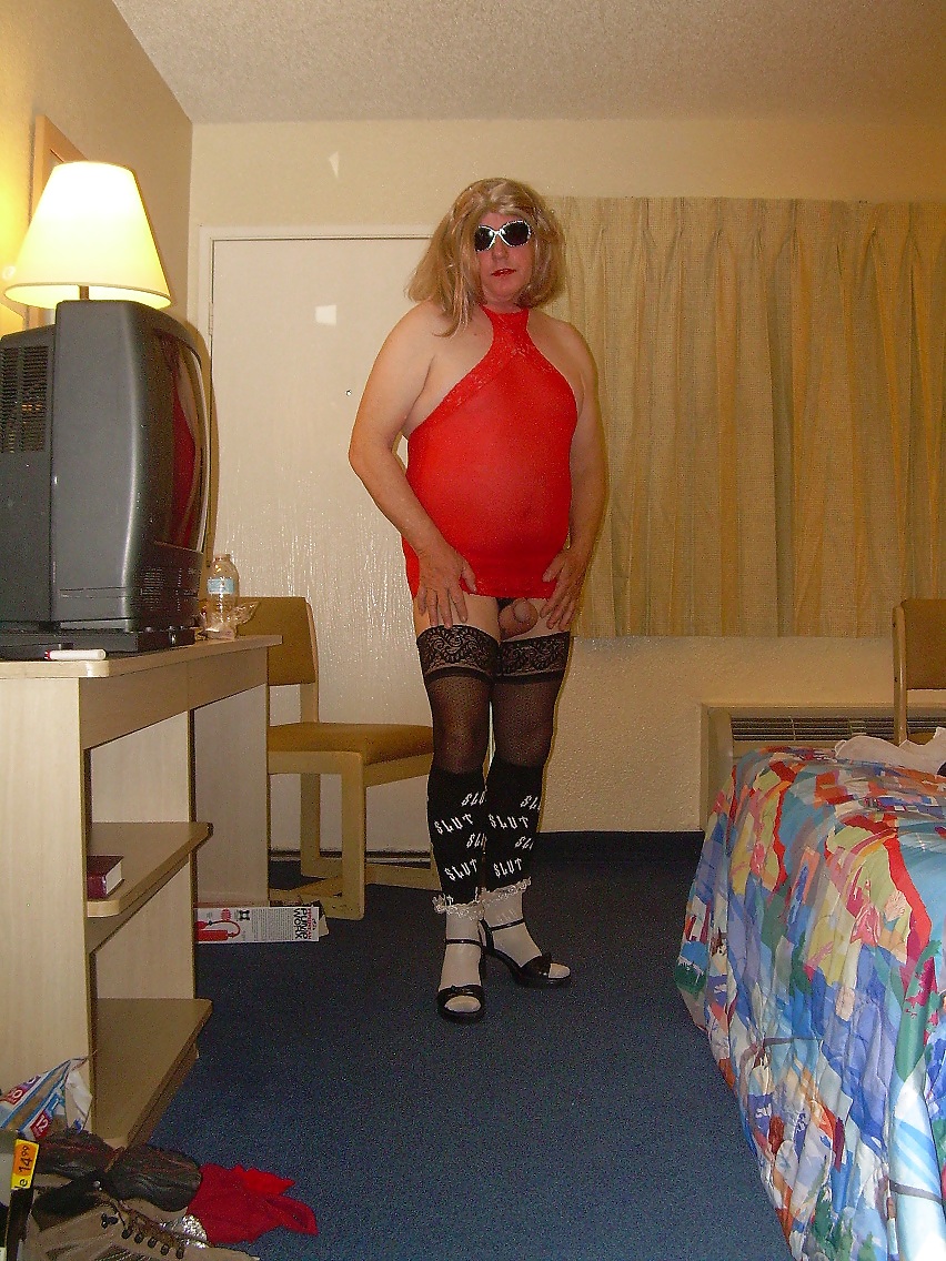 HOTEL 6 FUN DRESSED AS A SLUT PLAYING WITH NEW TOY