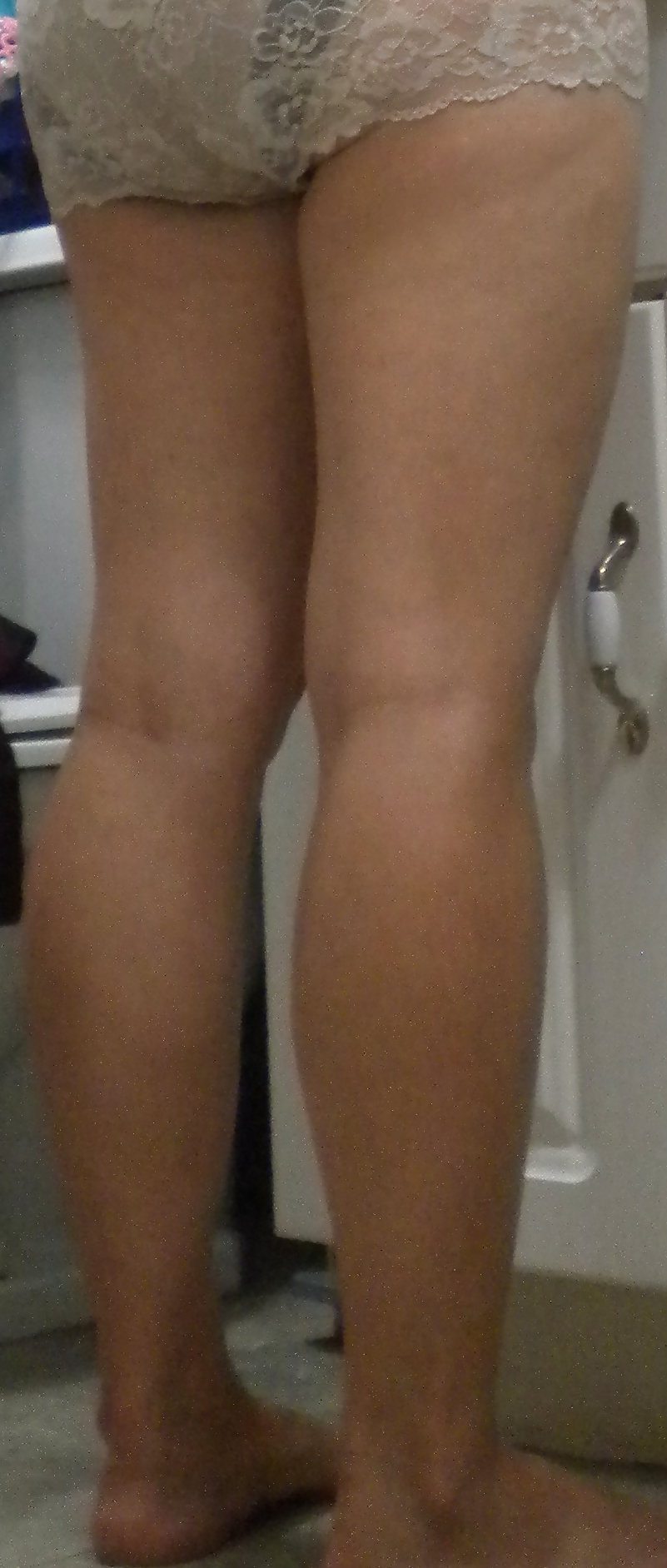 Filipina Frau Sexy Beine #16673452