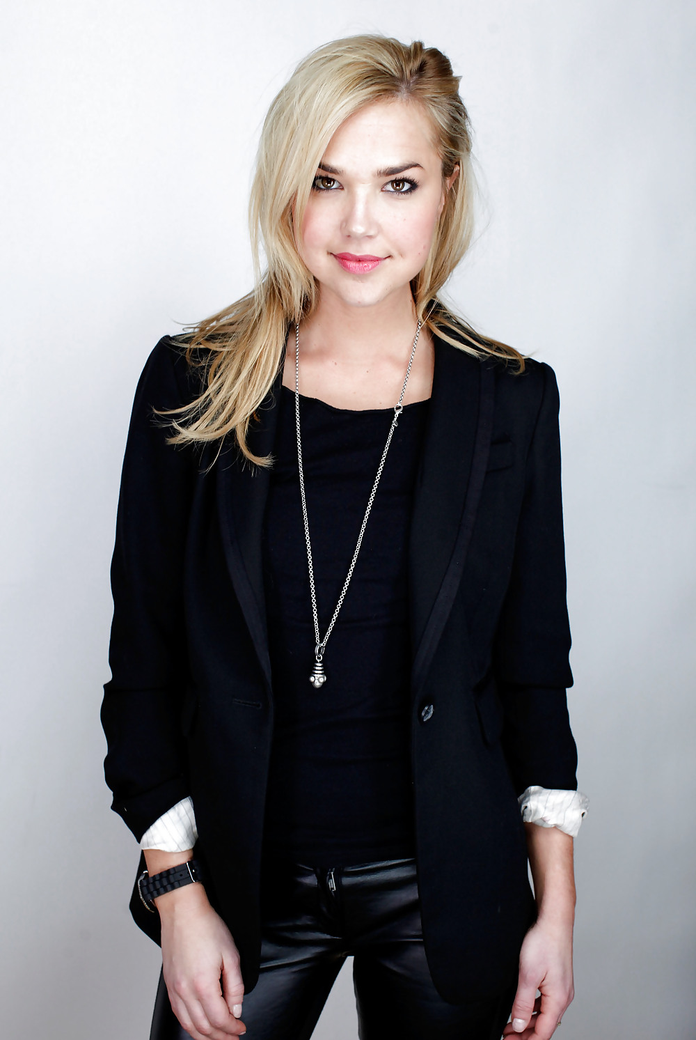 -Arielle Kebbel- #3802772