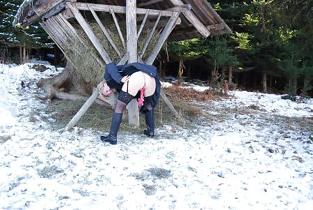 Mit Straps im Schnee #4537759