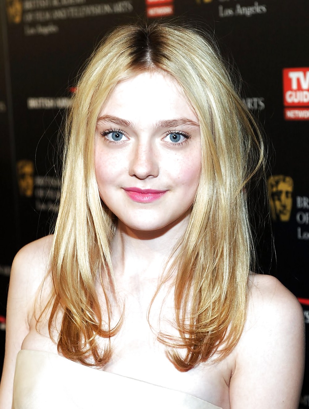 Celeb cum obiettivi: dakota fanning
 #14303487