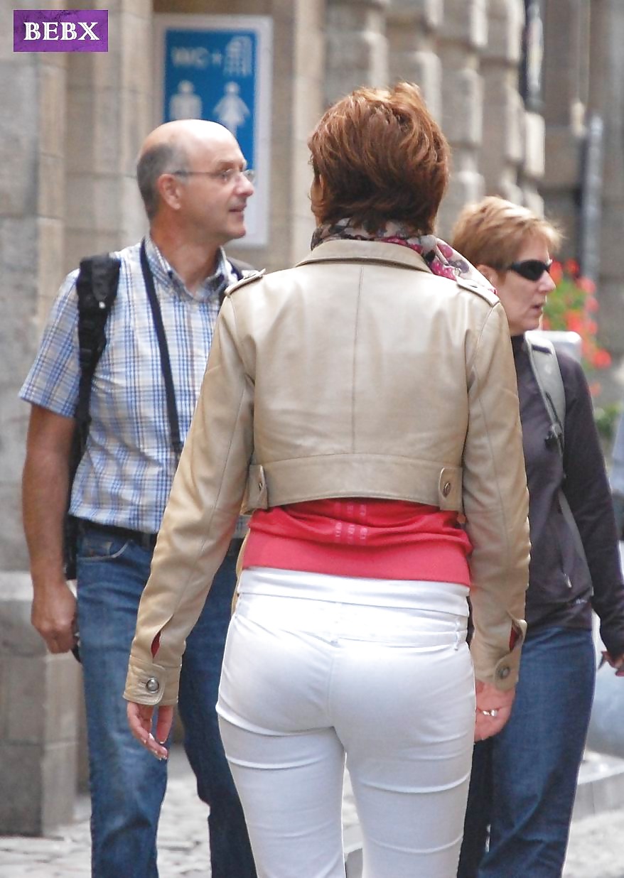 Ass Franche Dans Le Pantalon #2076325