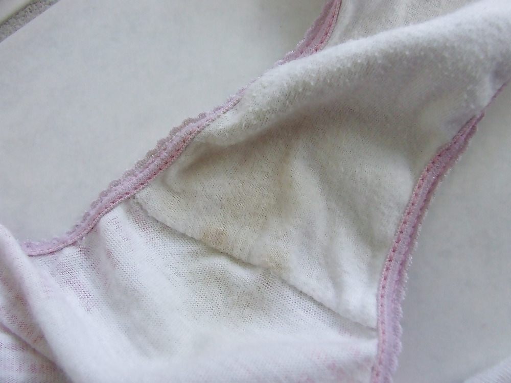 Mi esposa tiene un panty de algodón a la hora de dormir
 #6154482