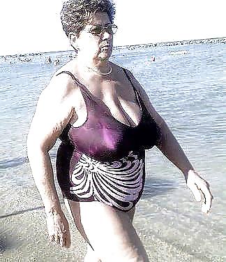 Chaud Bikini Granny Bbw #10088258