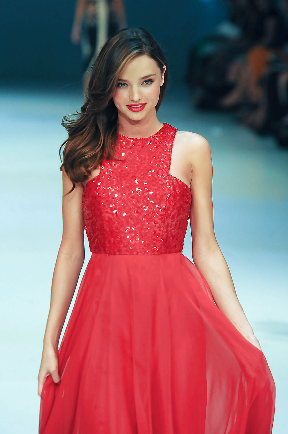 Miranda Kerr Back on The Runway with Her New Boobs #8111102