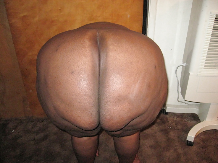 Un Gros Cul Ole Chocolat Ssbbw #9943117