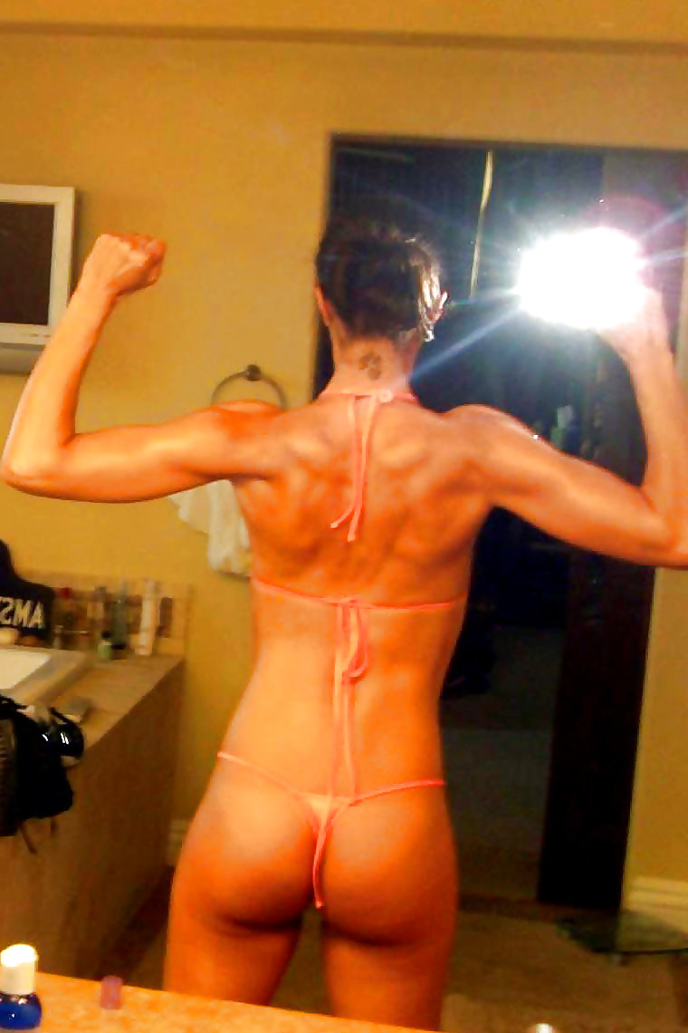 Adrianne Curry Twitter Pic's  #4273396