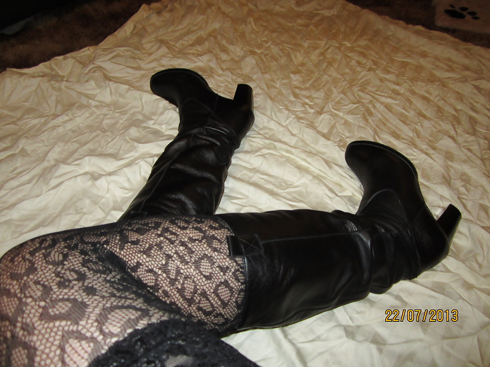 Stockings and boots #20672155