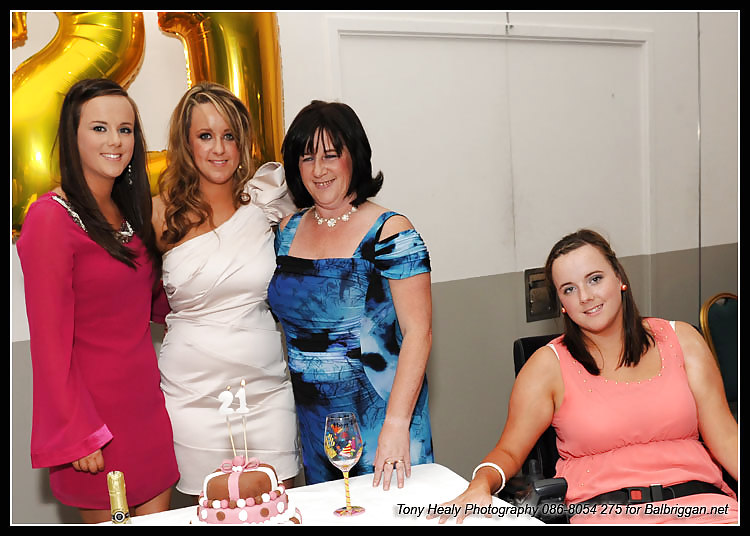 Irish women in satin #22218297