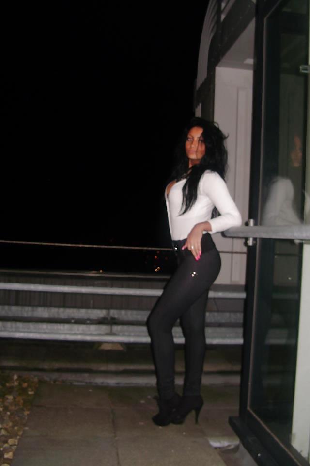 Chica rumana: dolce
 #17352417
