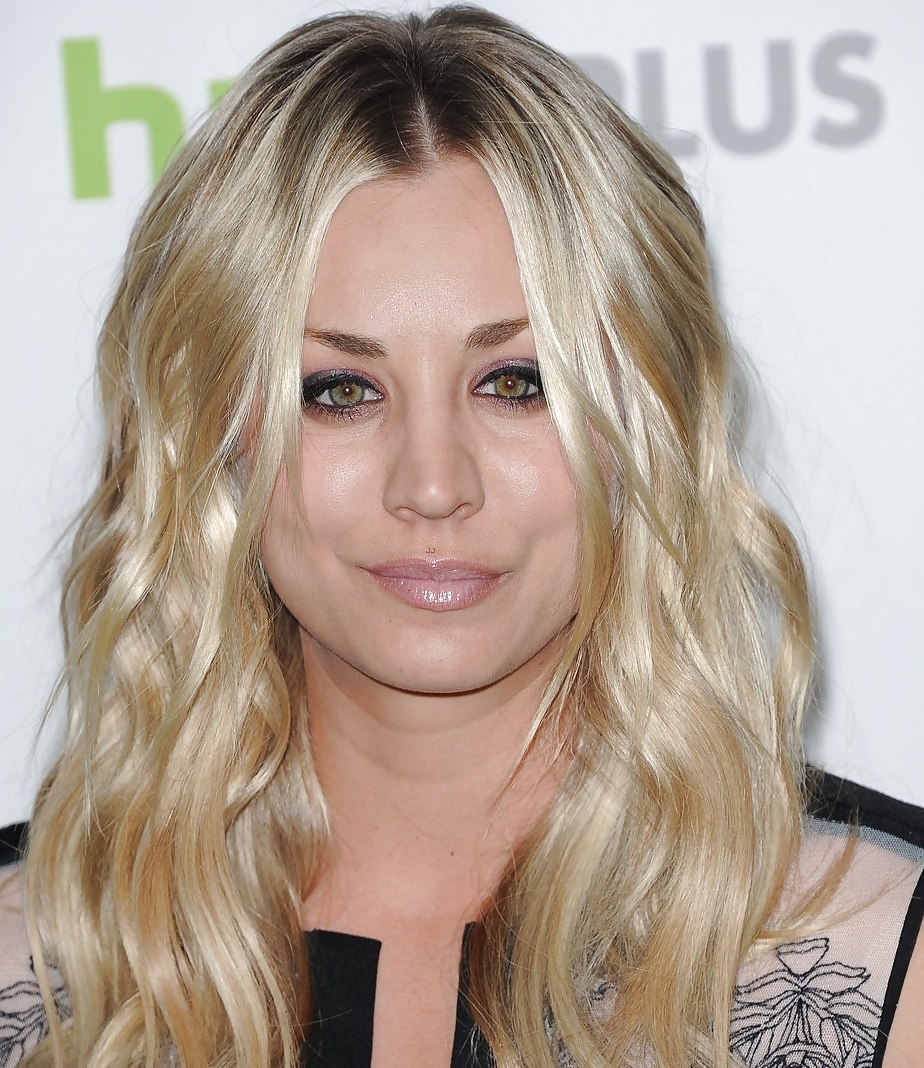 Best of: Kaley Cuoco #19057717