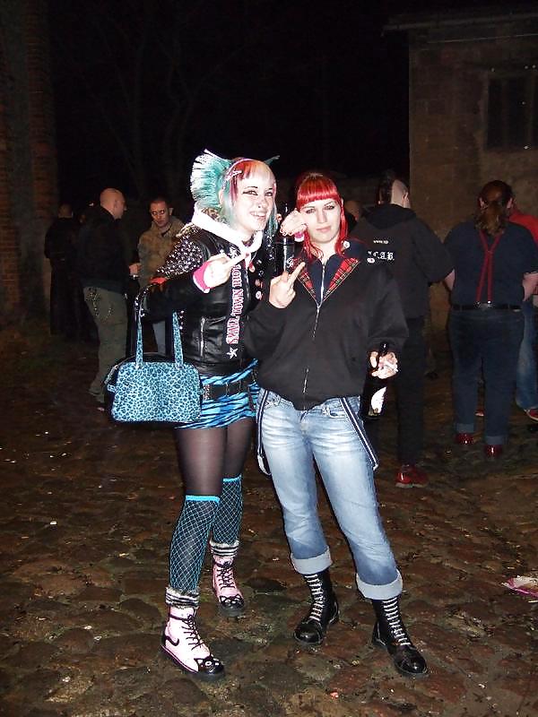 ナイロン・アップスカート・脚 25
 #6256262