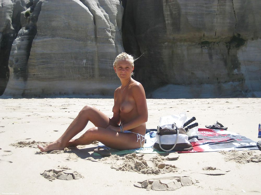Beautiful Beach Big Tits Babes 2 by Voyeur TROC #9607232