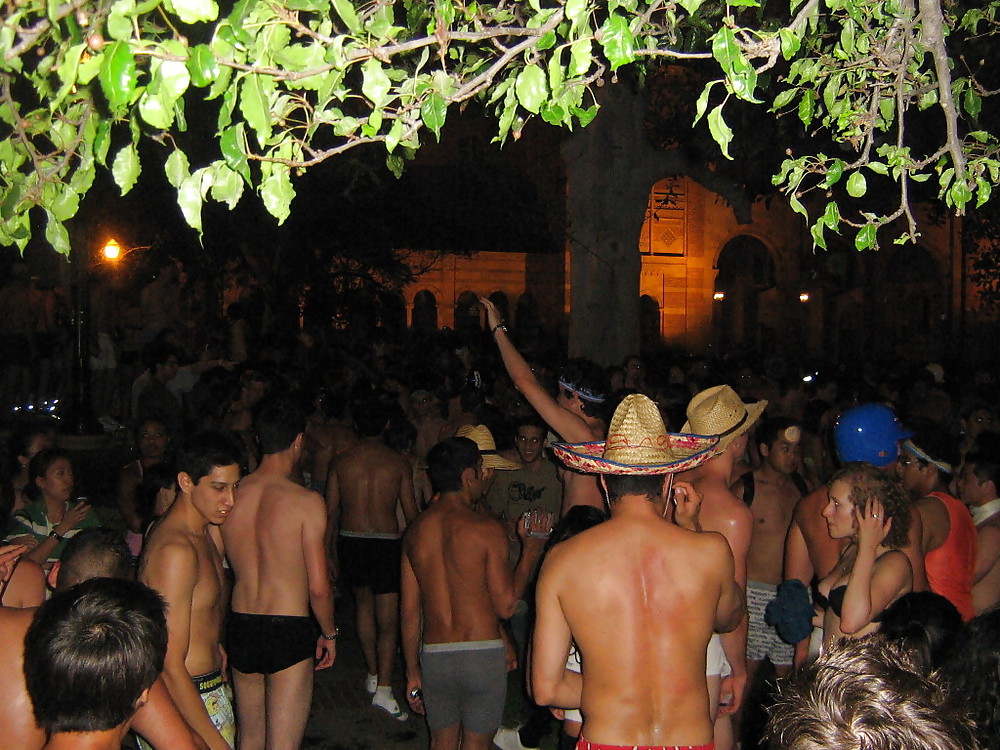 Sujetadores 140
 #21629873