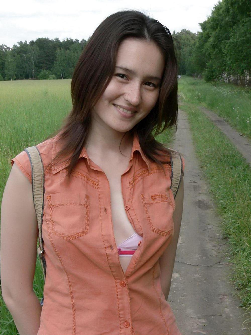 SEXY CHICK WITH FANTASTIC BODY #8719554