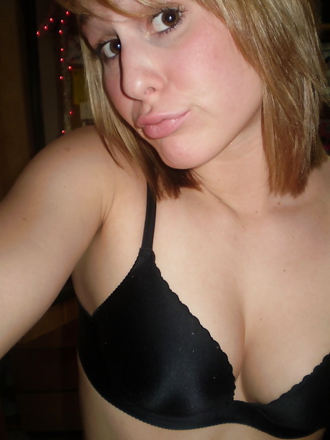 Anna Hump #3649388