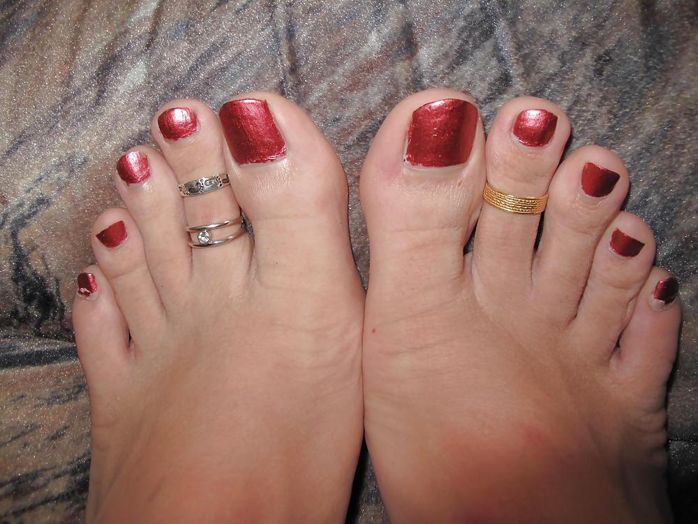 Pretty feet. #2857185