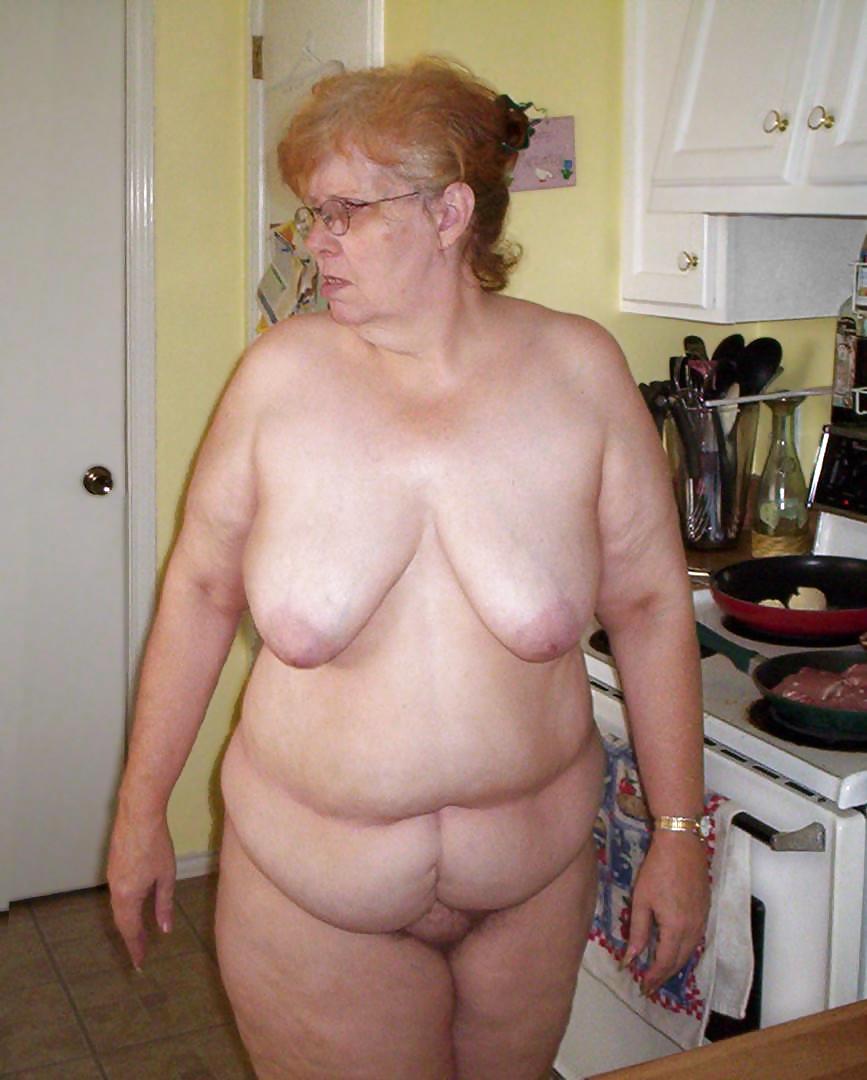 Abuela desnuda.
 #2645864