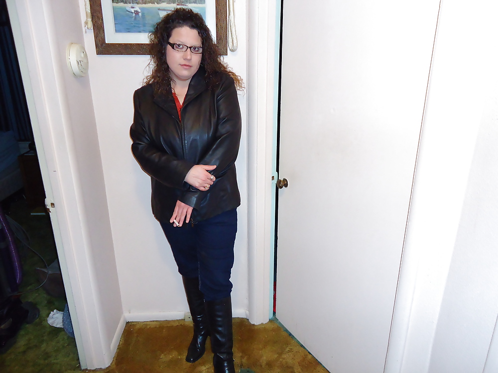 Leather-basically based Mistress