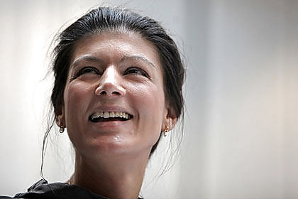 Sarah wagenknecht (politico tedesco)
 #15824813