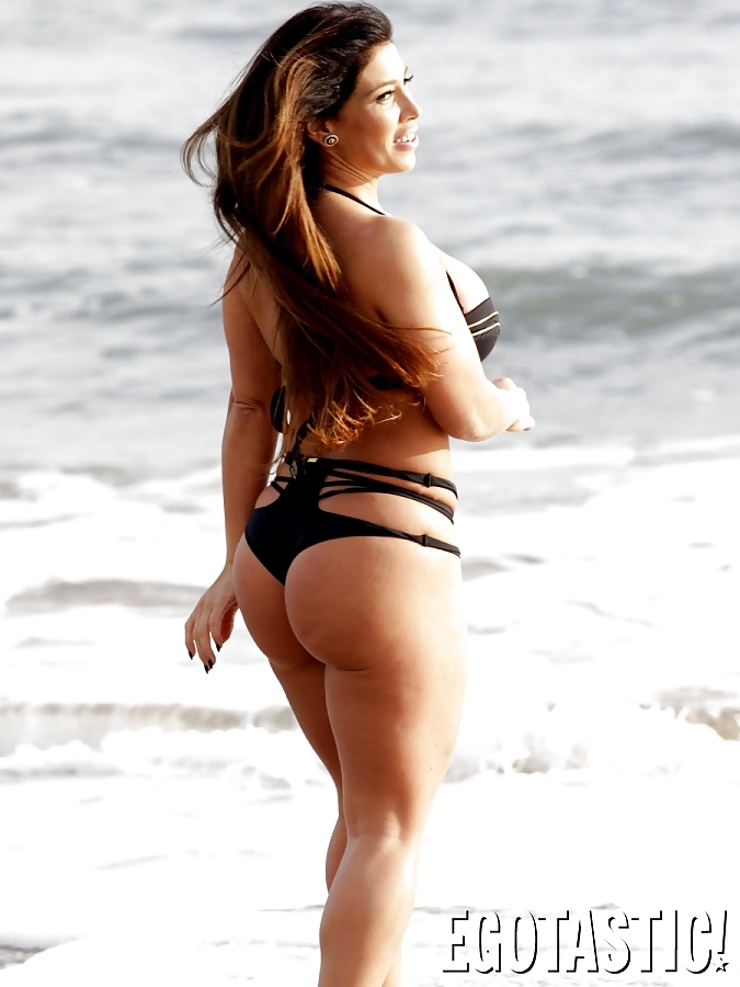 Carmen Ortega in bikini sulla spiaggia di Santa Monica
 #19018227