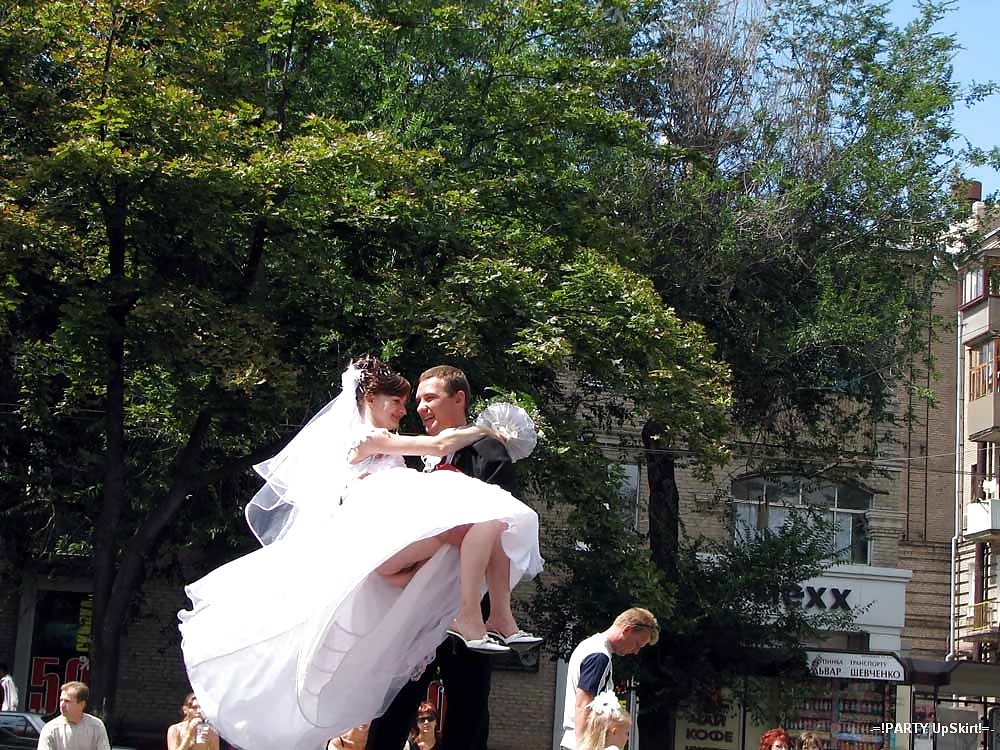 Bride Upskirt 3 #409580