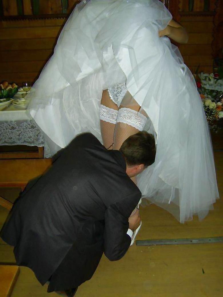 花嫁のスカートの中 3
 #409709