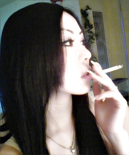 Rauchende asiatische schoenheiten - smoking fetish asian 2 #10314041