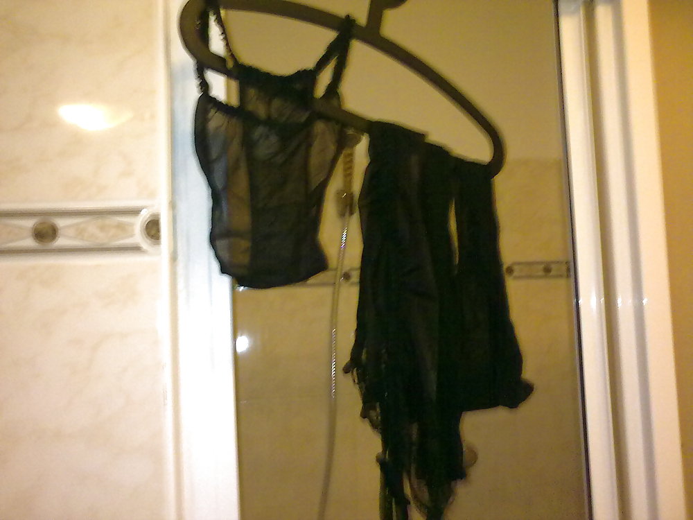 Aunt Silvia (55y) I found her lingerie in her bathroom #3108539