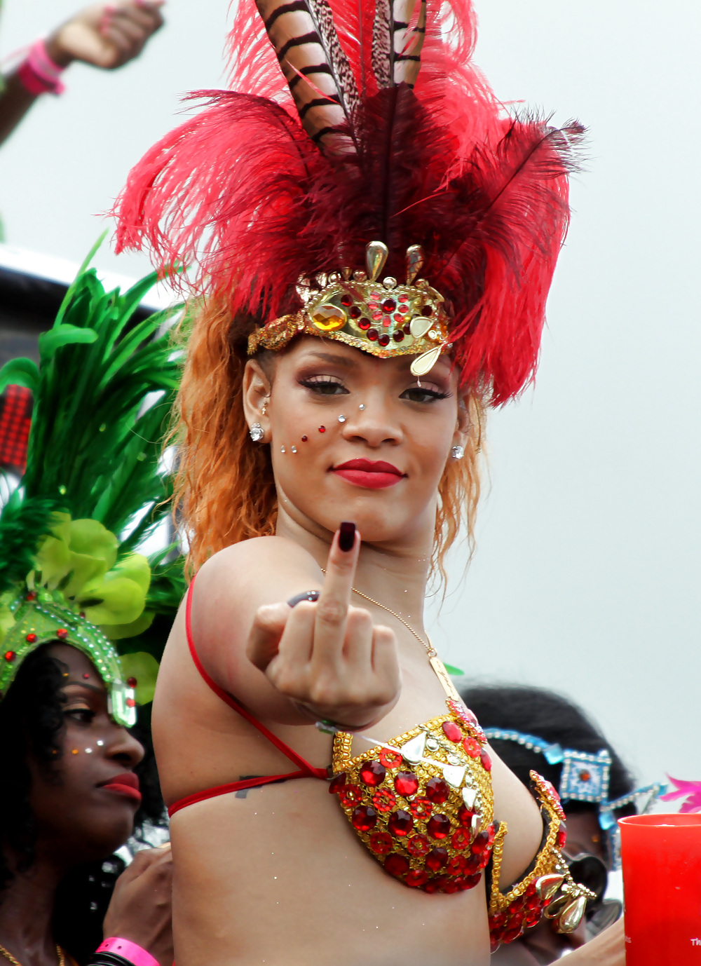 Rihanna un sacco di culo kadoomant day parade in barbados
 #7659955