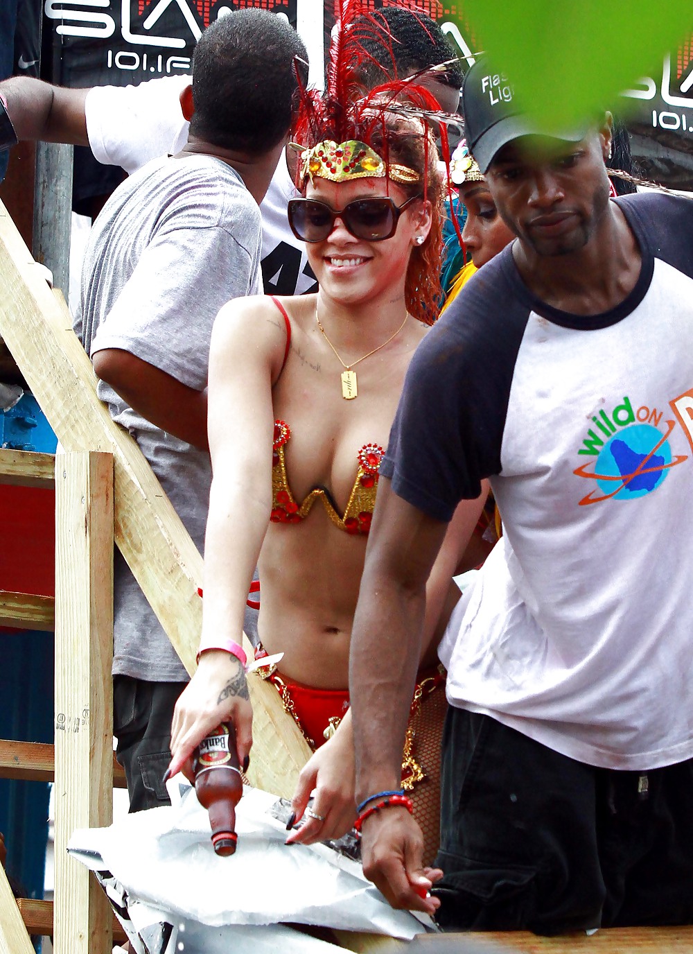 Rihanna Lots of Ass Kadoomant Day Parade In Barbados #7660395