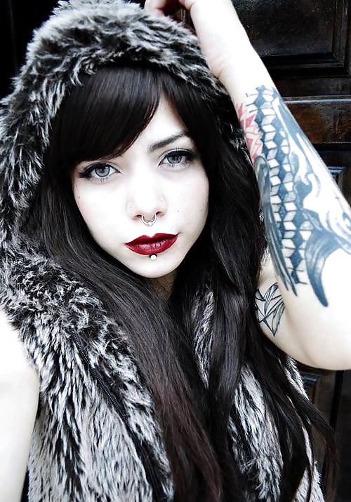 M o d e l
 #13235423