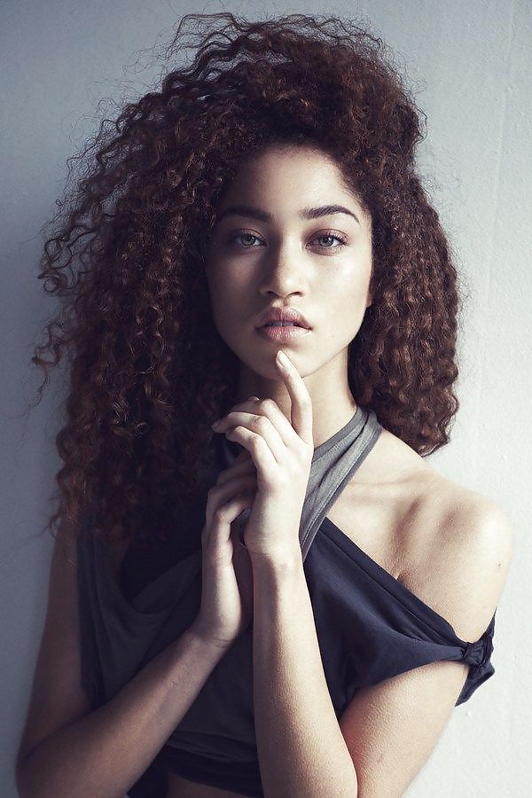 M o d e l
 #13235809