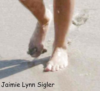 Celebrity Feet #3693415