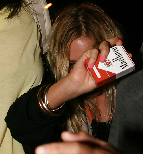 The Olsen Twins Want you to Know they Smoke. #5593940