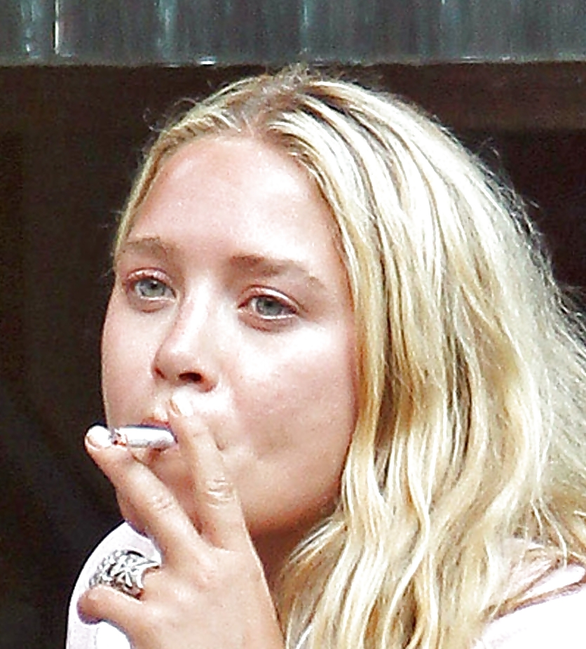 The Olsen Twins Want you to Know they Smoke. #5594251