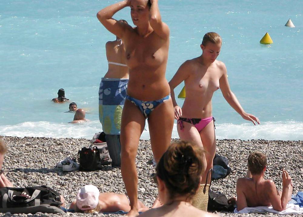 Playas Bikinis Topless Fotos 10 #4168676