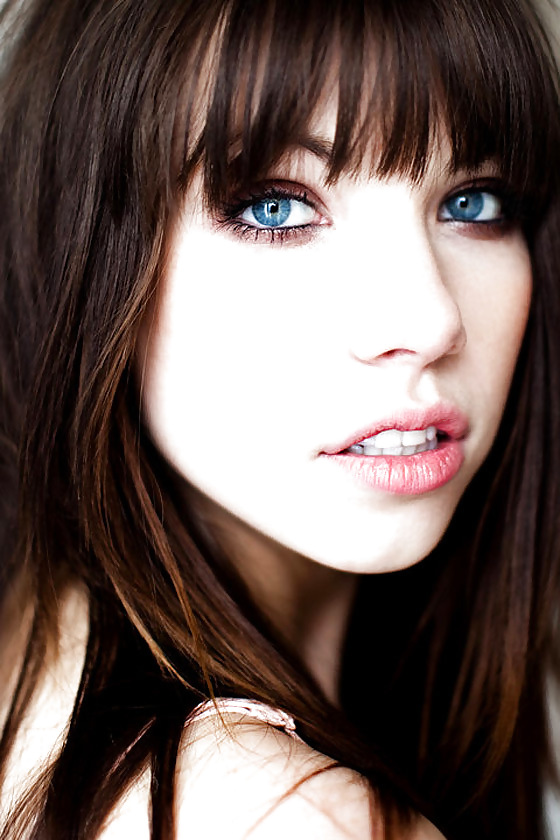 Carly rae jepsen
 #20795394