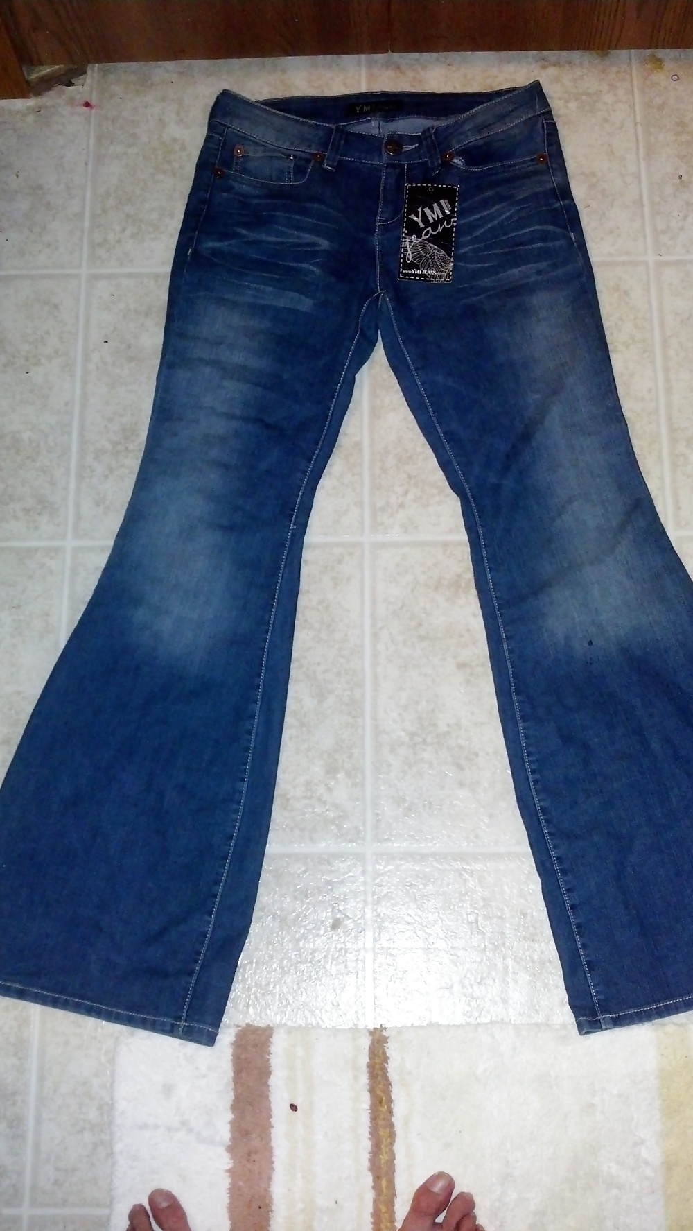 Crossdressing tight flared jeans #12936811