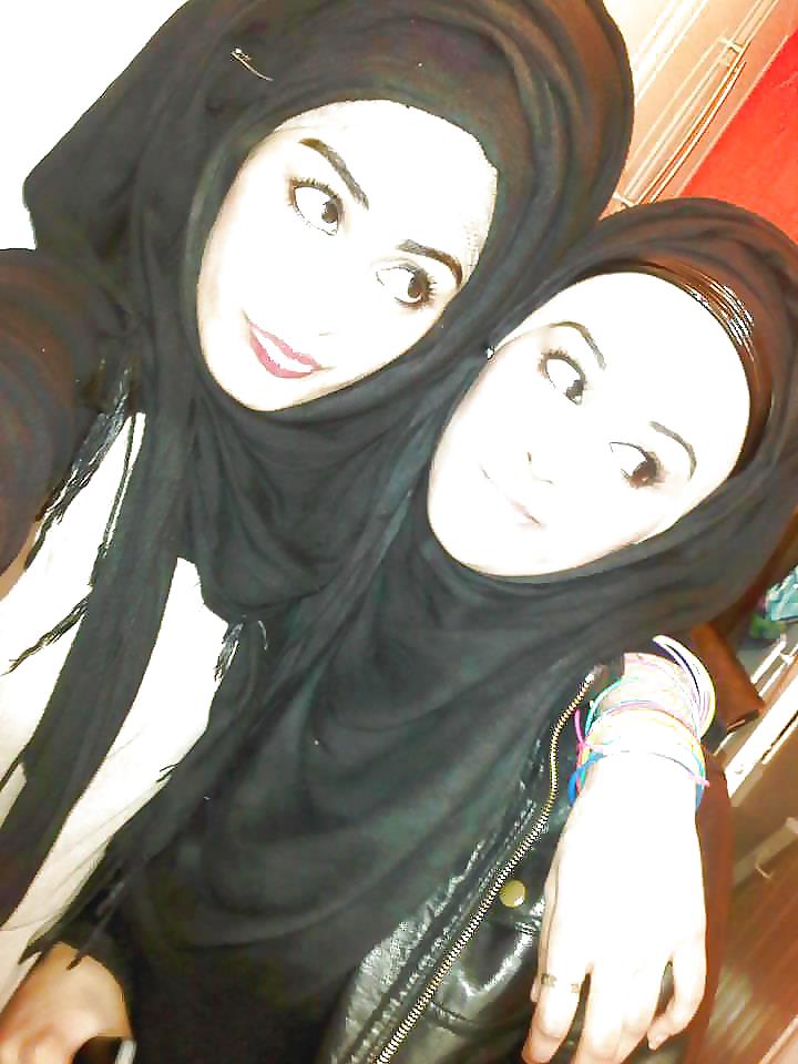 Who would u choose and why? #11953538