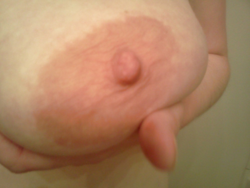 大きな自然なサグミの乳房のタタミ
 #9330623