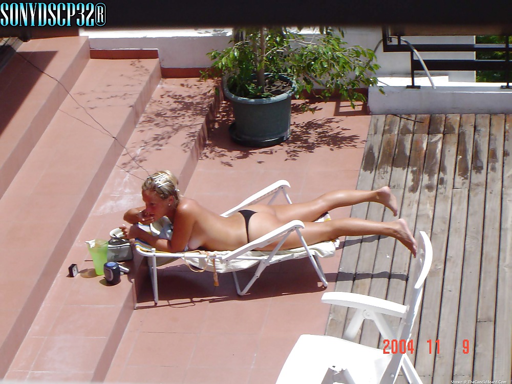La putita de mi vecina tomando sol (La putita de mi vecina tomando sol)
 #16906189