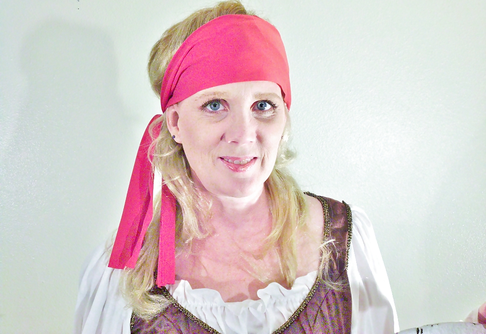 オーロラは海賊を演じる
 #6820142