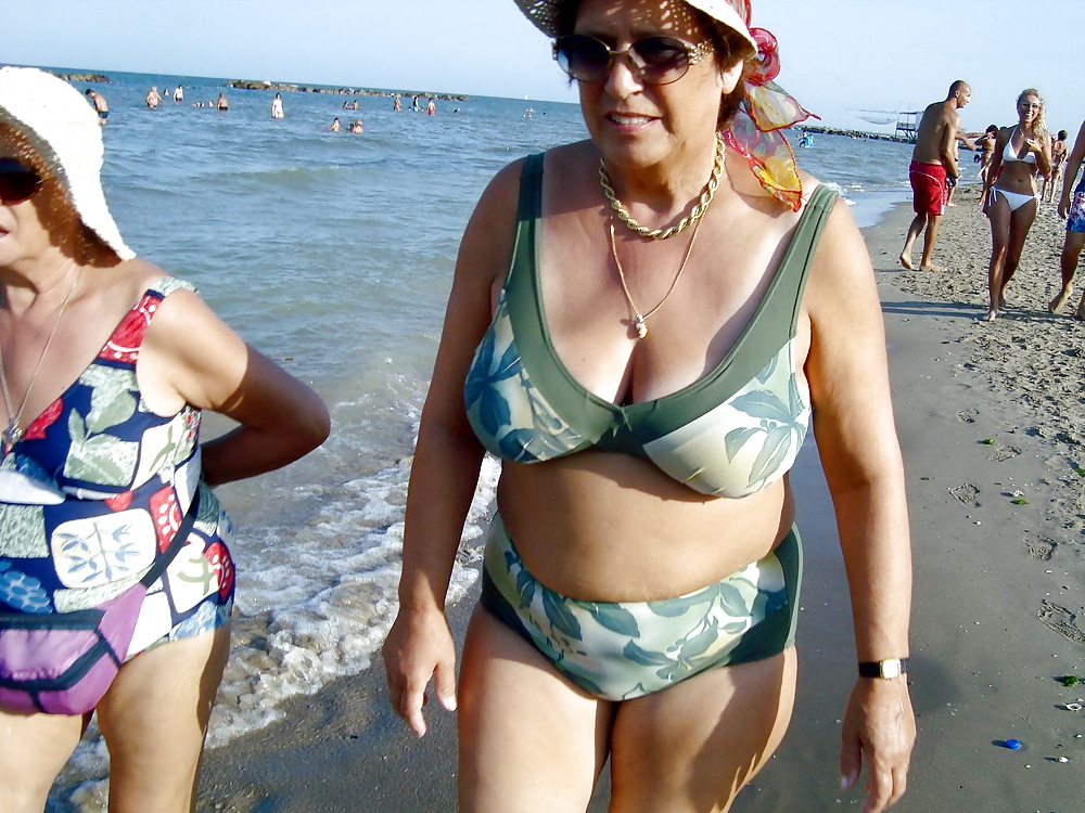 Busty granny on the beach! Mixed! #22103654