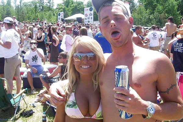 Sexy facebook sluts ! #8350397