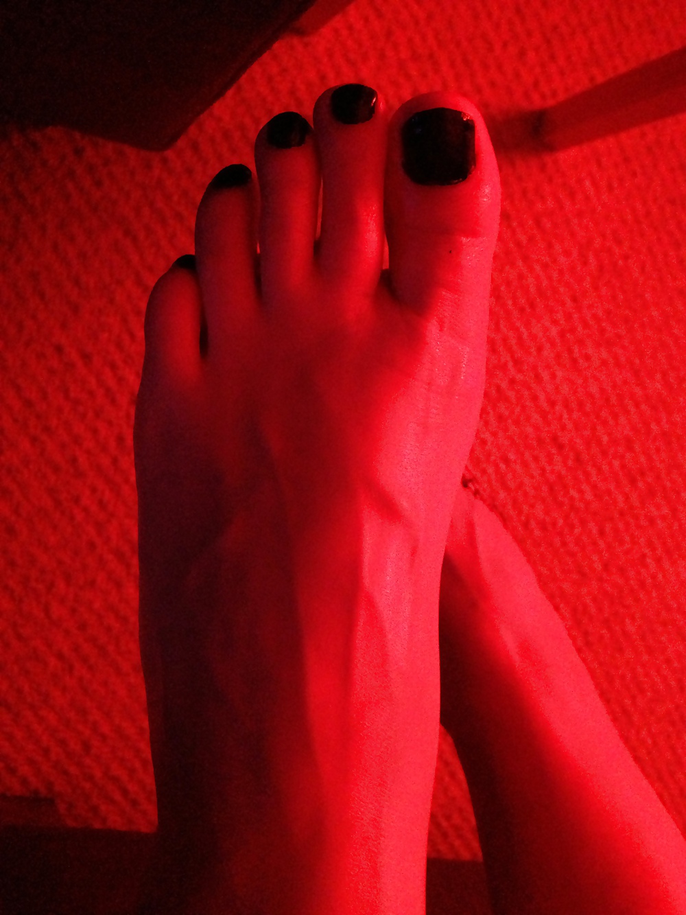 New foot pics for fans of my gf,s feet #16776234