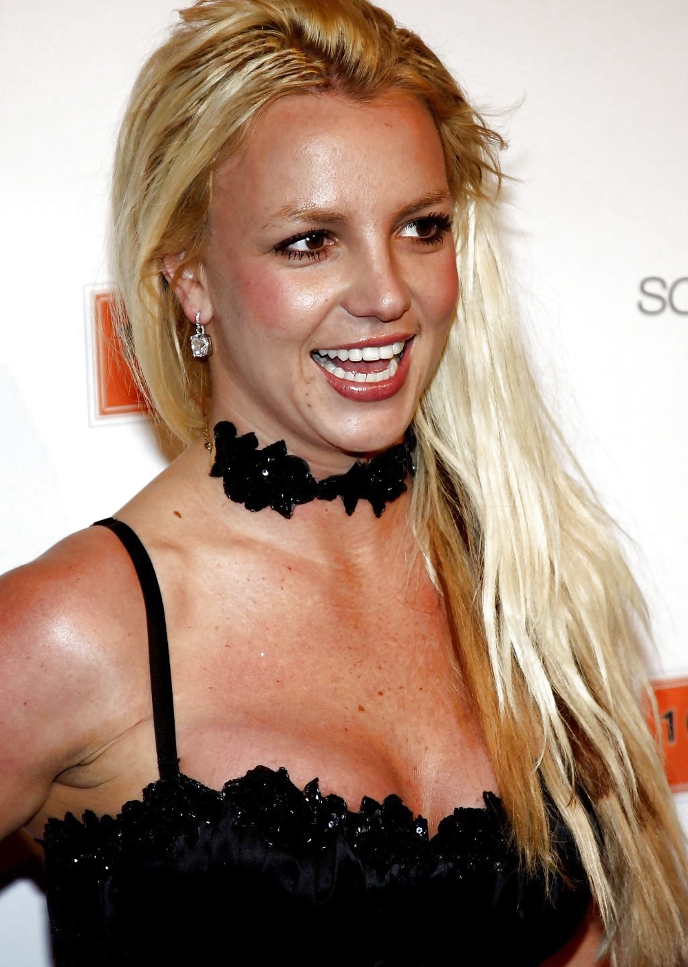 Britney Spears  #18981630