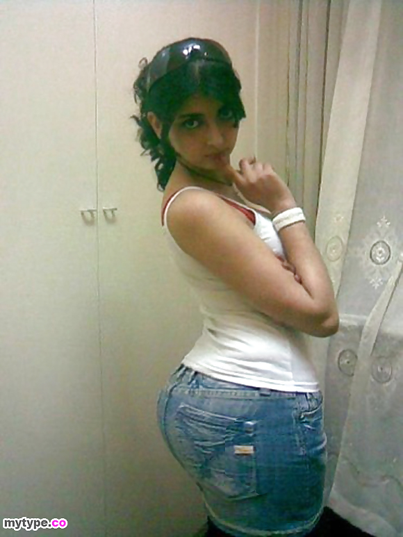 Arab + Muslim Big Ass Mädchen 3 #14676233